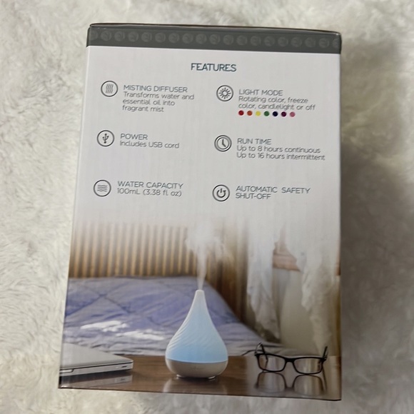 Sparoom Helix Rotating 7 Colors Essential Oil Misting Diffuser - Picture 4 of 8